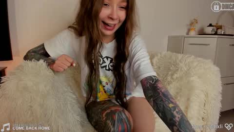 Li online show from 12/20/25, 01:02