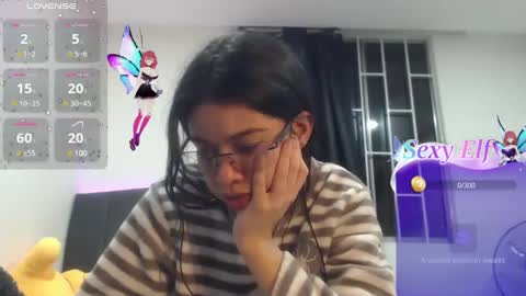 Snapshot of ily_bea chatting on 03/03/25, 02:15 Ily Bea online show from 03/03/25, 02:15