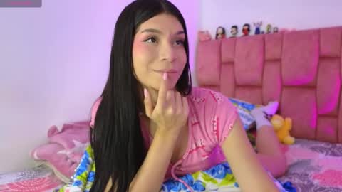 Isa Vasquez  online show from 02/26/25, 02:48