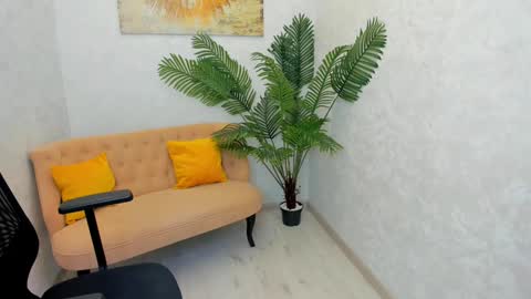 Snapshot of im__youre_sunshine chatting on 01/16/25, 08:36 Roxy online show from 01/16/25, 08:36