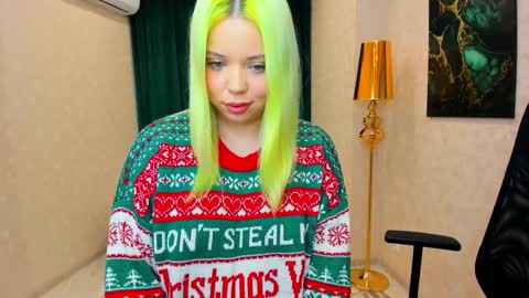 Snapshot of im__youre_sunshine chatting on 02/06/25, 12:11 Roxy online show from 02/06/25, 12:11