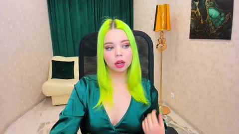 Snapshot of im__youre_sunshine chatting on 02/14/25, 05:46 Roxy online show from 02/14/25, 05:46