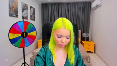 Snapshot of im__youre_sunshine chatting on 03/04/25, 09:32 Roxy online show from 03/04/25, 09:32