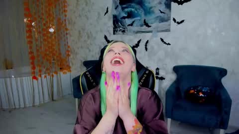 Snapshot of im__youre_sunshine chatting on 10/27/25, 06:45 Roxy online show from 10/27/25, 06:45