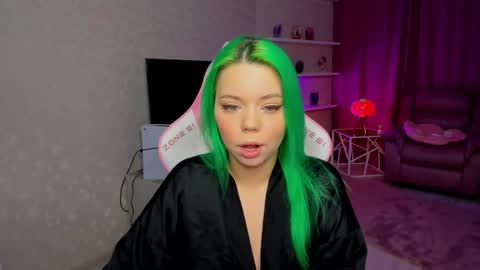 Roxy online show from 02/21/26, 05:25