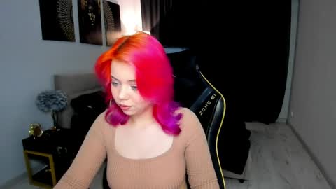 Snapshot of im__youre_sunshine chatting on 04/14/26, 05:52 Roxy online show from 04/14/26, 05:52