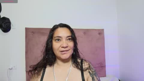 Alaya online show from 02/17/26, 10:23