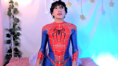 Snapshot of im_alejo chatting on 04/05/26, 02:20 Alejo independent model online show from 04/05/26, 02:20