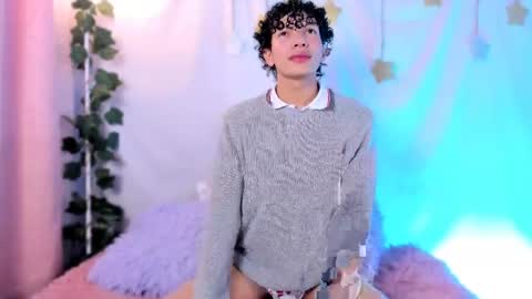 Snapshot of im_alejo chatting on 04/15/26, 02:18 Alejo independent model online show from 04/15/26, 02:18