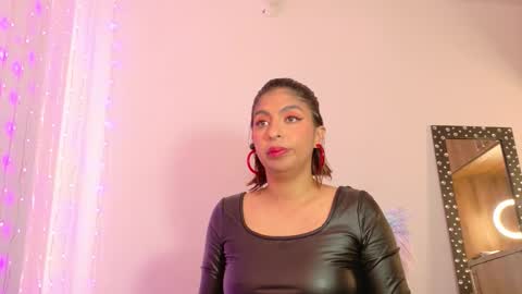 Snapshot of im_anna_ chatting on 10/31/25, 12:06 im_anna_ online show from 10/31/25, 12:06