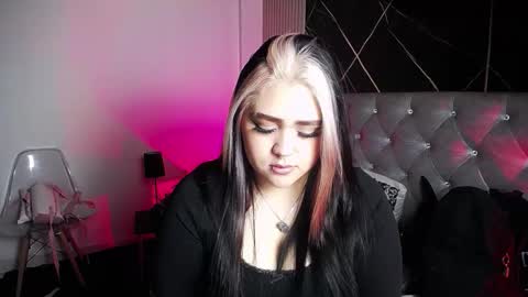 im_bunny__ online show from 11/10/25, 12:04