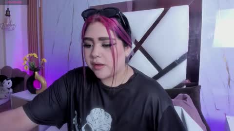 im_bunny__ online show from 02/11/26, 11:26