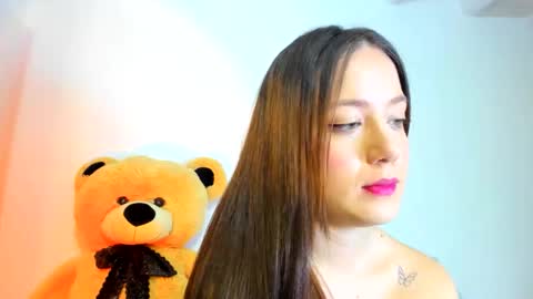 Snapshot of im_caro chatting on 03/11/26, 04:18 Caro online show from 03/11/26, 04:18