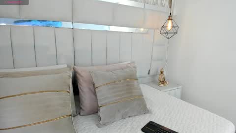 DAHLIA online show from 01/13/25, 08:58