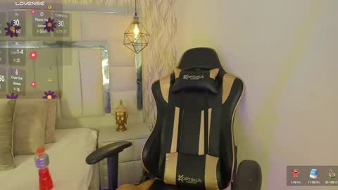 DAHLIA online show from 02/04/25, 08:49