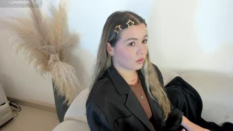 Snapshot of im_dalhia chatting on 05/16/26, 09:13 DAHLIA online show from 05/16/26, 09:13