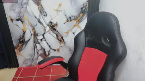 im_david01 online show from 01/07/26, 02:41