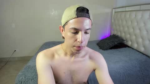 IM EMILIANOLUX online show from 10/25/25, 08:36