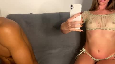 Snapshot of im_emmaof chatting on 10/25/25, 03:14 Emma and Matt online show from 10/25/25, 03:14