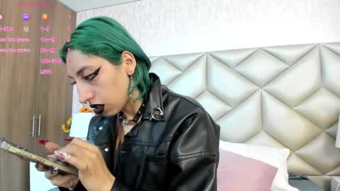  Im Gaia online show from 10/06/25, 12:24