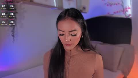 Snapshot of im_isabellaa chatting on 09/27/25, 07:30 Isa online show from 09/27/25, 07:30