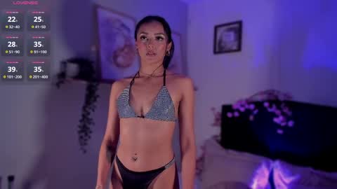 Snapshot of im_isabellaa chatting on 04/01/26, 11:24 Isa online show from 04/01/26, 11:24