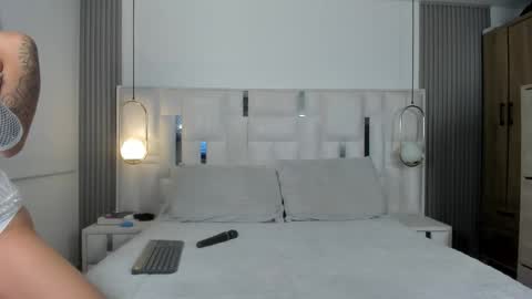 Karla 3 online show from 10/29/25, 04:48