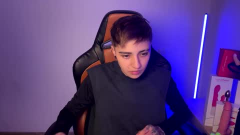 Snapshot of im_laia_ chatting on 02/25/25, 06:58 Laia online show from 02/25/25, 06:58