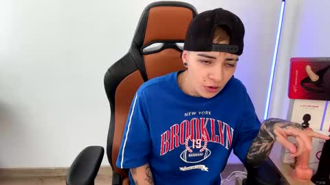 Snapshot of im_laia_ chatting on 02/28/25, 06:20 Laia online show from 02/28/25, 06:20