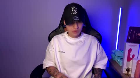 Snapshot of im_laia_ chatting on 03/09/25, 03:32 Laia online show from 03/09/25, 03:32