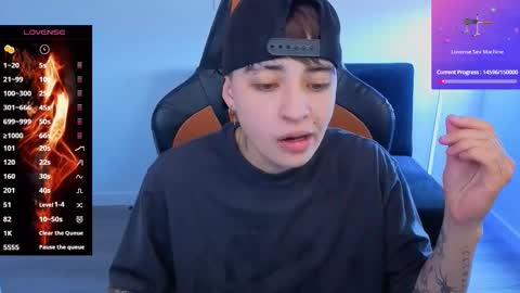 Snapshot of im_laia_ chatting on 09/12/25, 07:25 Laia online show from 09/12/25, 07:25