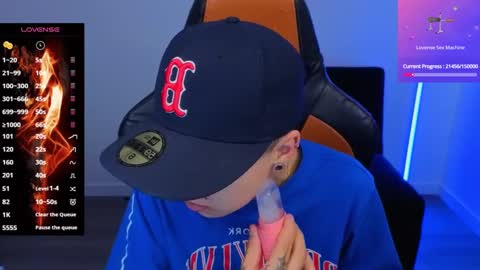 Snapshot of im_laia_ chatting on 09/15/25, 01:11 Laia online show from 09/15/25, 01:11