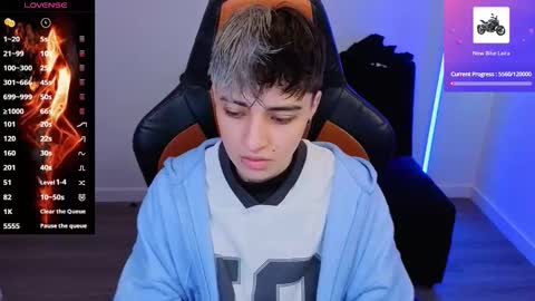 Snapshot of im_laia_ chatting on 09/30/25, 10:15 Laia online show from 09/30/25, 10:15