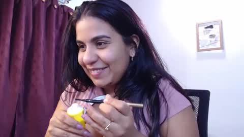 Snapshot of im_madissonwell chatting on 09/25/25, 12:47 im madissonwell online show from 09/25/25, 12:47