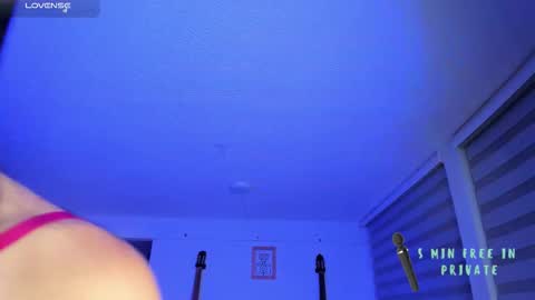 Snapshot of im_mariana chatting on 03/25/26, 02:06 im_mariana online show from 03/25/26, 02:06