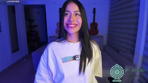 Snapshot of im_mariana chatting on 04/15/26, 01:45 im_mariana online show from 04/15/26, 01:45