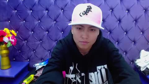 mathias online show from 01/11/25, 09:04