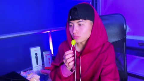 mathias online show from 12/19/25, 05:25