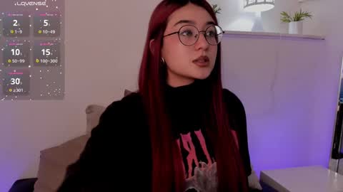 Snapshot of im_mave chatting on 02/11/25, 12:27 Mave online show from 02/11/25, 12:27