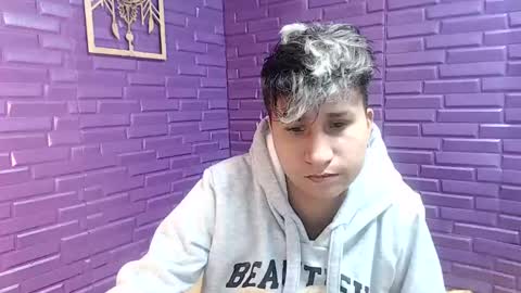 Snapshot of im_milan_rs chatting on 01/11/25, 09:57 im_milan_rs online show from 01/11/25, 09:57