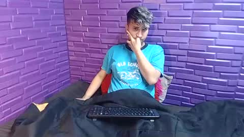 Snapshot of im_milan_rs chatting on 01/19/25, 10:06 im_milan_rs online show from 01/19/25, 10:06