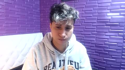 Snapshot of im_milan_rs chatting on 01/23/25, 03:37 im_milan_rs online show from 01/23/25, 03:37