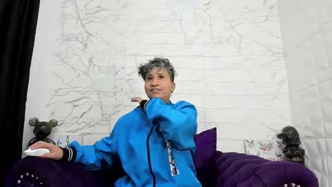 Snapshot of im_milan_rs chatting on 01/25/25, 12:27 im_milan_rs online show from 01/25/25, 12:27