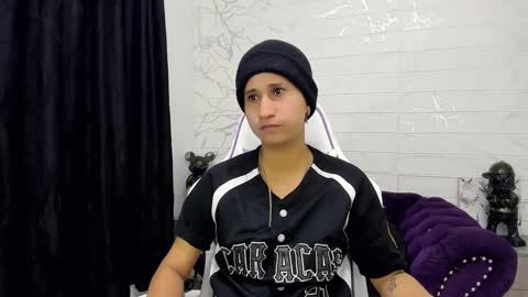 Snapshot of im_milan_rs chatting on 02/08/25, 04:14 im_milan_rs online show from 02/08/25, 04:14