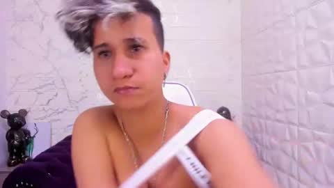 Snapshot of im_milan_rs chatting on 02/17/25, 03:47 im_milan_rs online show from 02/17/25, 03:47