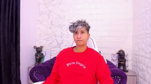 Snapshot of im_milan_rs chatting on 02/19/25, 12:25 im_milan_rs online show from 02/19/25, 12:25