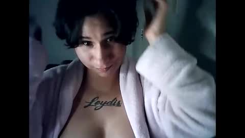 milan online show from 11/22/25, 02:10