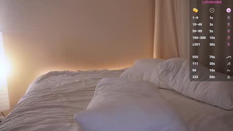 Milla online show from 12/22/24, 08:03