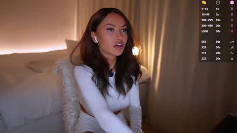 Milla online show from 02/08/25, 02:27