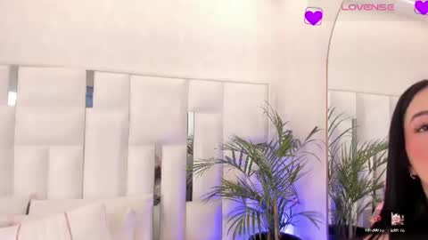 Snapshot of im_nika_ chatting on 06/25/26, 03:27 Nika online show from 06/25/26, 03:27